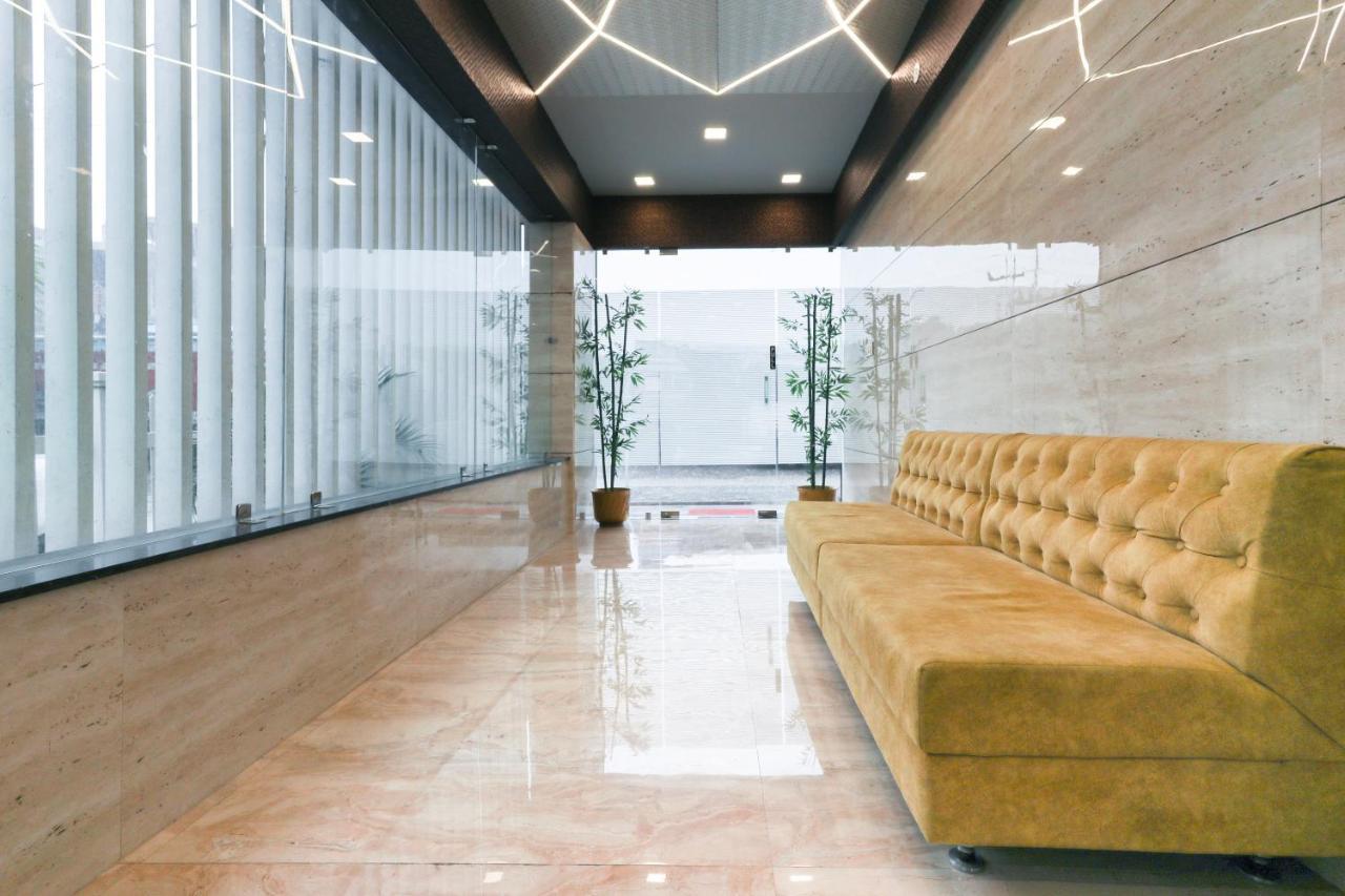 Oyo 60577 Sukhmani Residency Hotel Indore Exterior foto