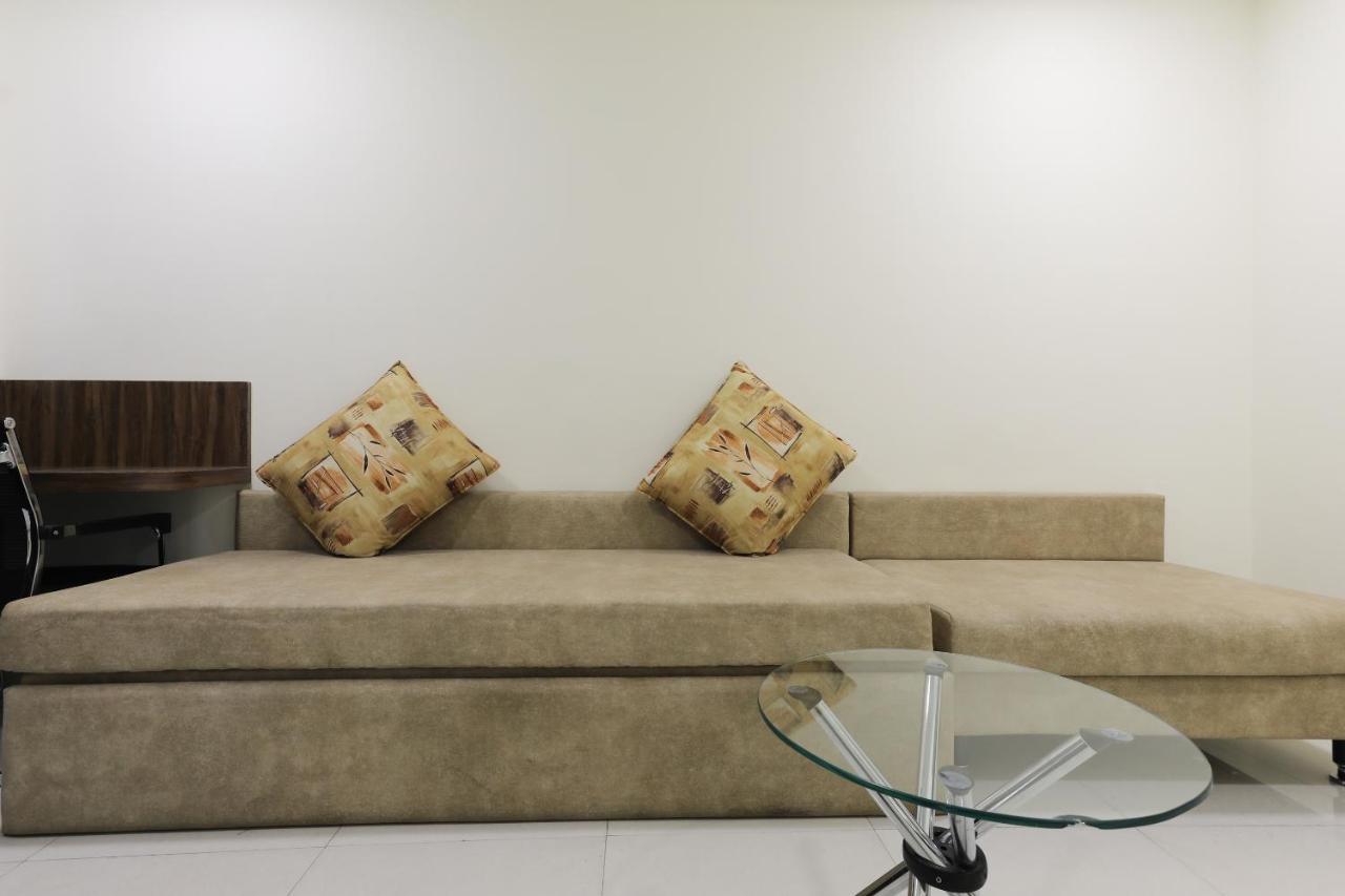 Oyo 60577 Sukhmani Residency Hotel Indore Exterior foto